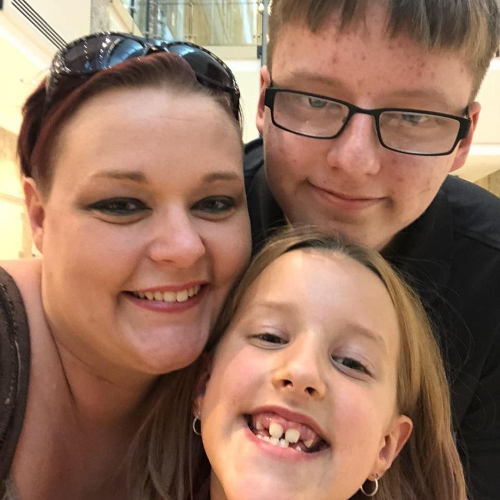 Meet your Posher, Joni